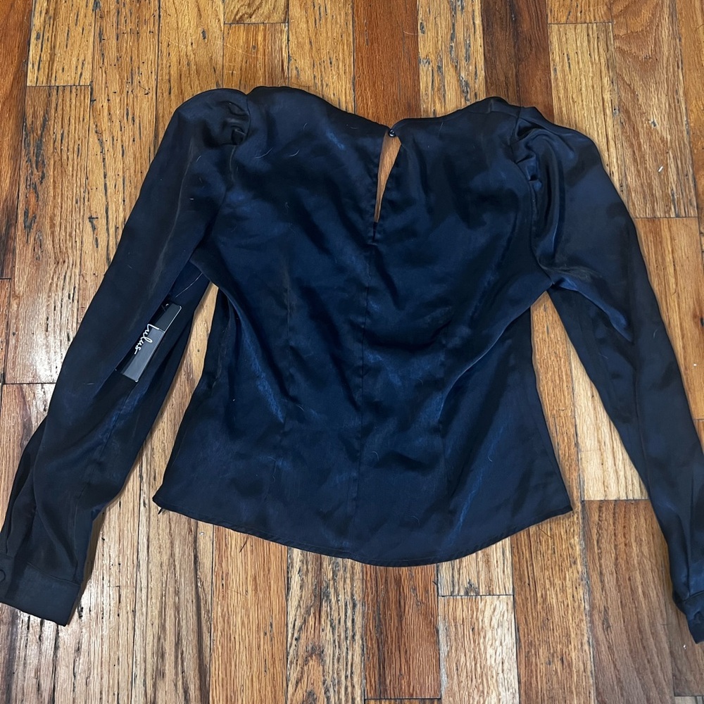 Lulu's Black Satin V-Neck Long Sleeve Blouse - Picture 4 of 4